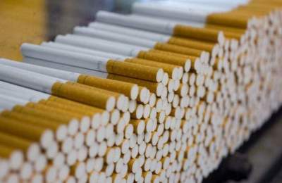 فسادهای تولید، توزیع و فروش سیگارهای خارجی بررسی شود