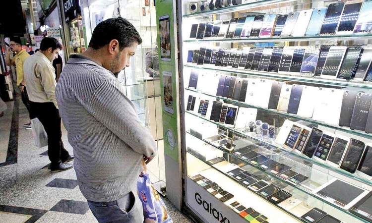 گوشی‌های آیفون صدرنشین فهرست کالاهای وارداتی