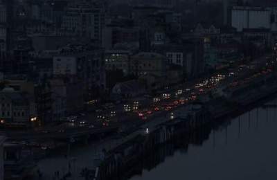 مشکل برق در کی‌یف و ۱۷ منطقه اوکراین