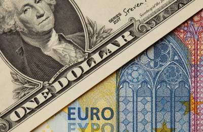 آخرین قیمت دلار و یورو ۱۷ اسفند ۱۴۰۱